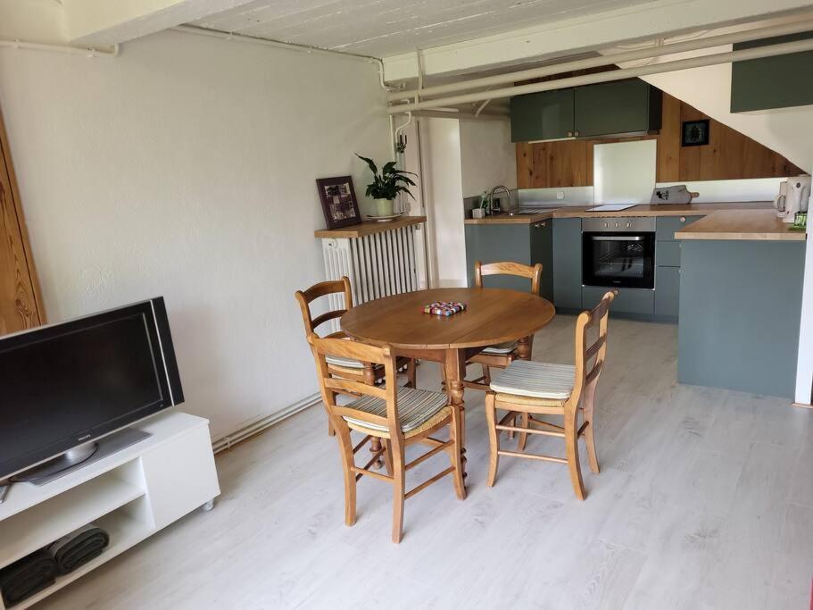 Bel Appartement Rez-De-Jardin Saint-Genest-Malifaux Luaran gambar